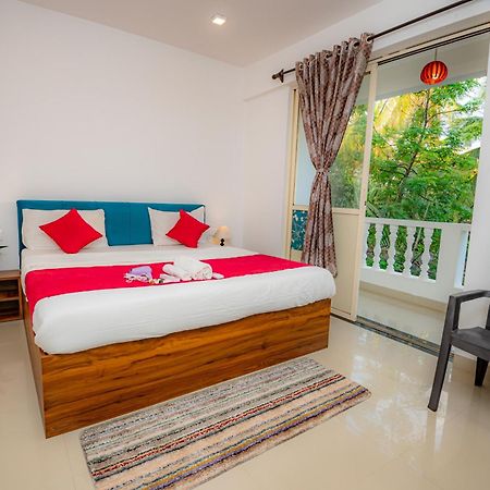 Morjim Sea Waves-Beach Front Hotel 外观 照片