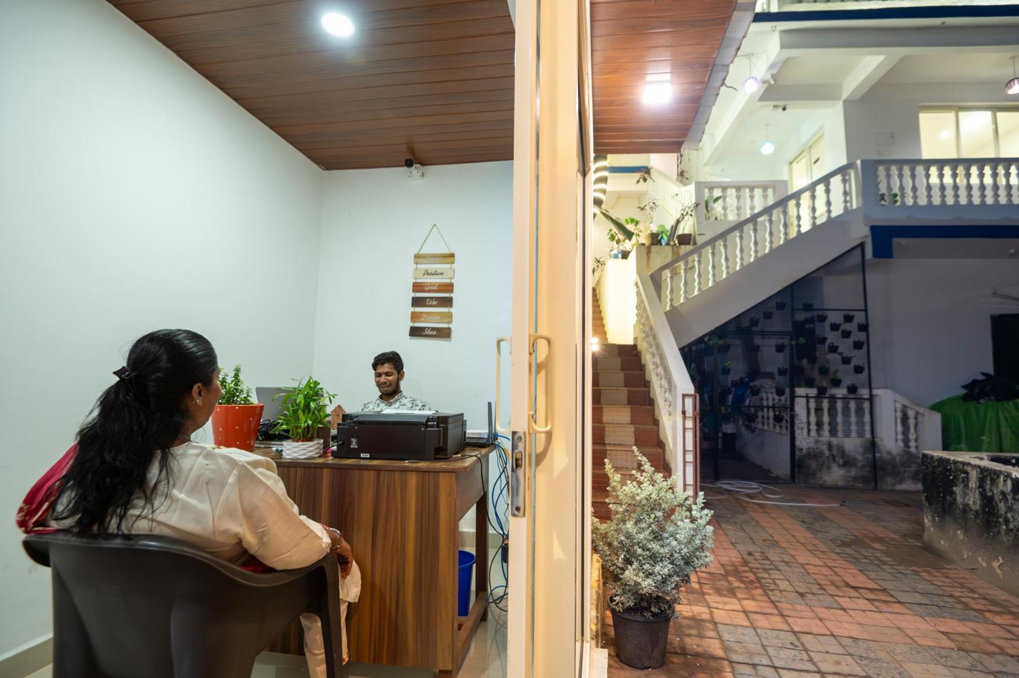 Morjim Sea Waves-Beach Front Hotel 外观 照片