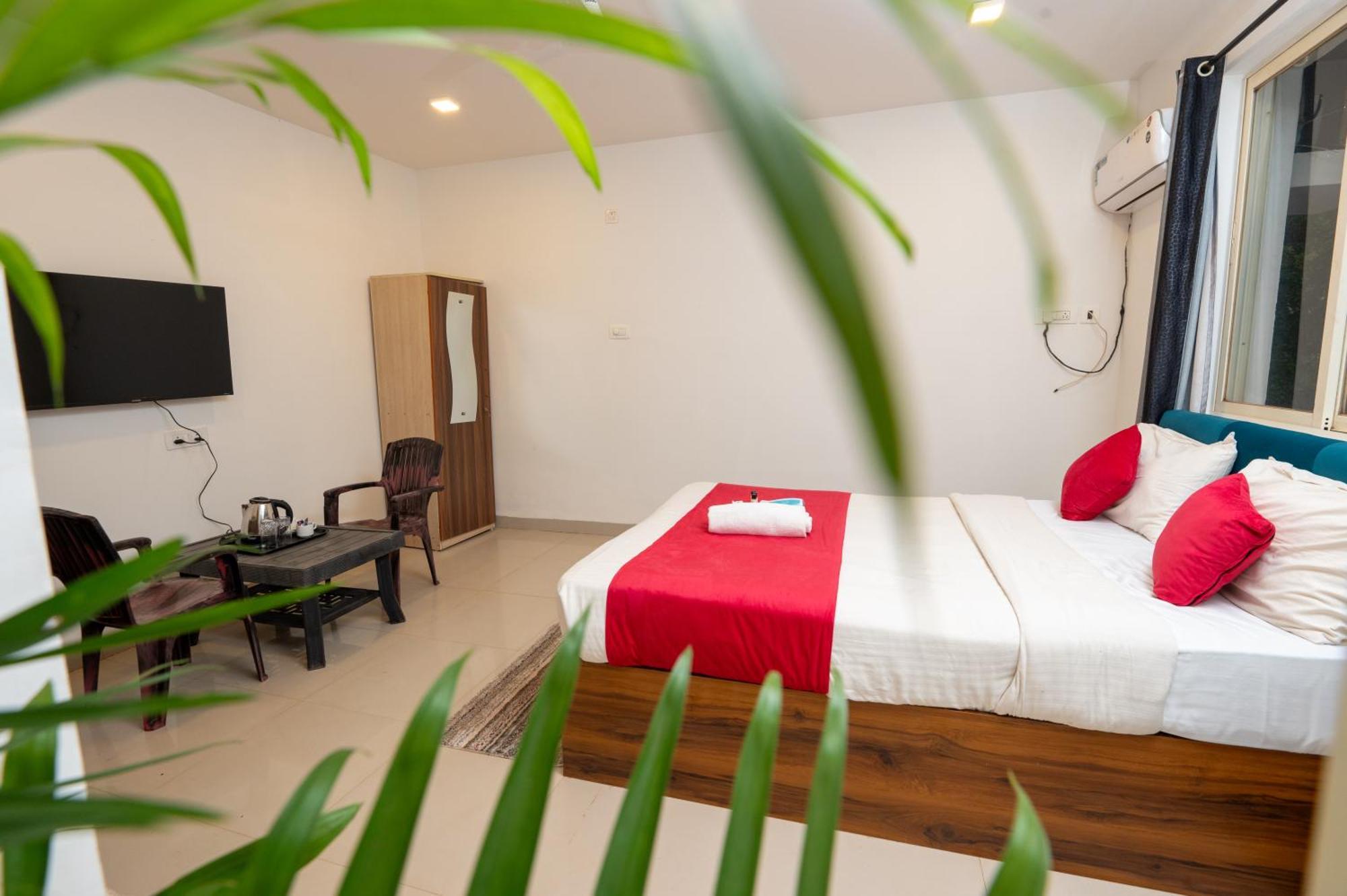 Morjim Sea Waves-Beach Front Hotel 外观 照片