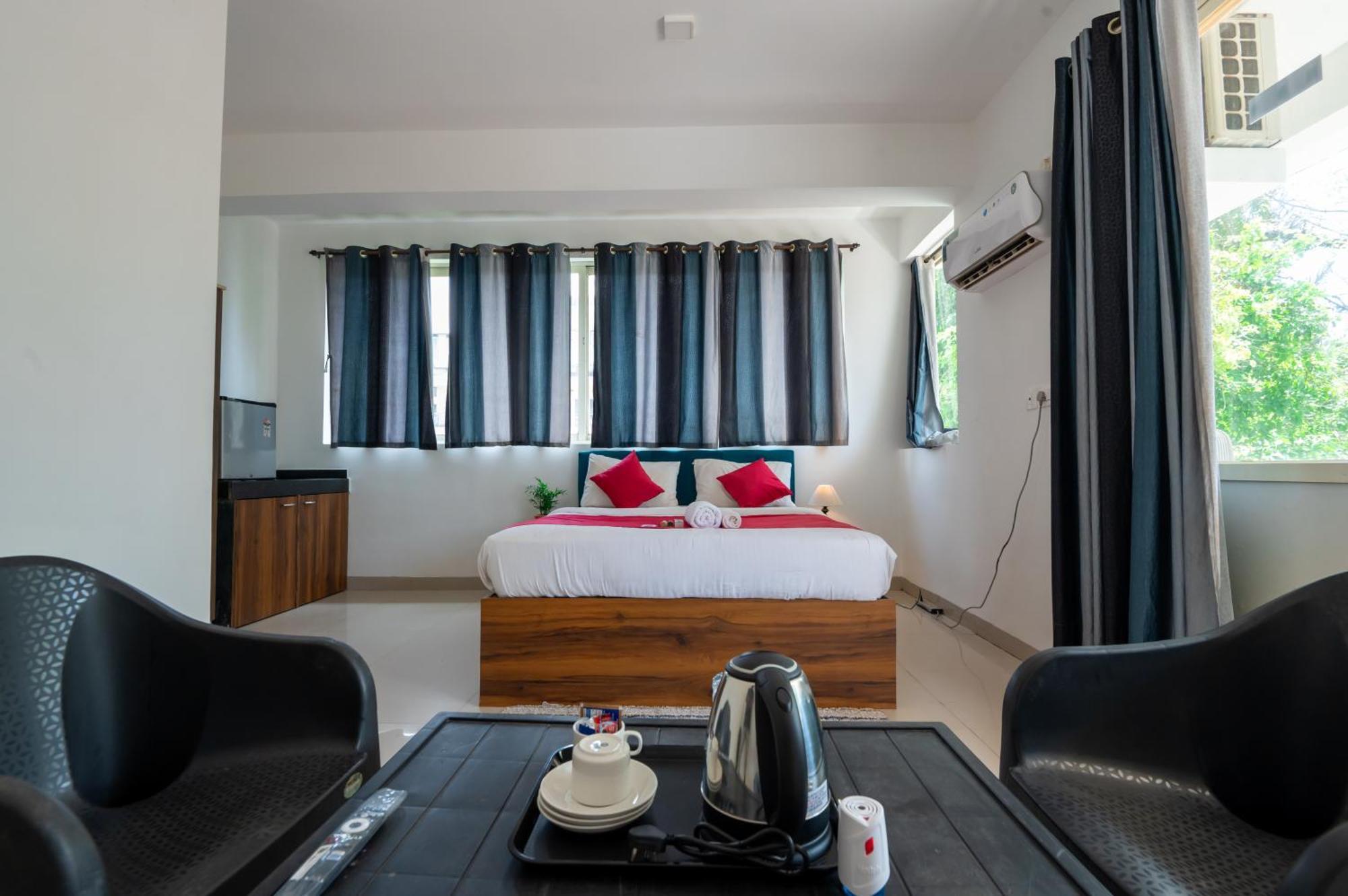 Morjim Sea Waves-Beach Front Hotel 外观 照片