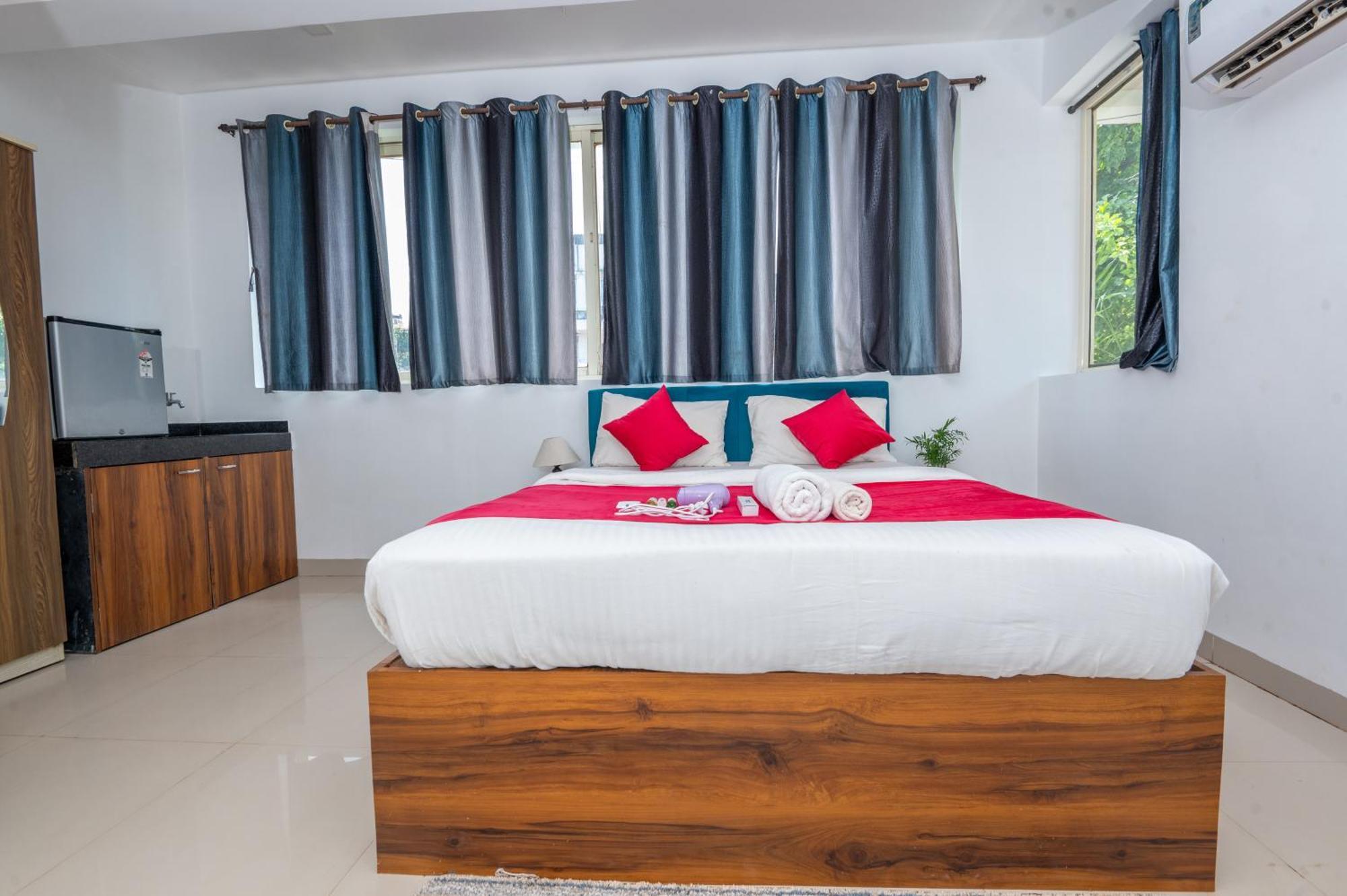 Morjim Sea Waves-Beach Front Hotel 外观 照片
